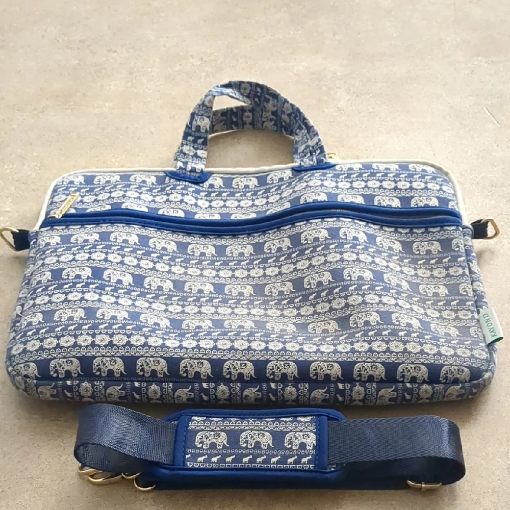 Kayond Elephant Print Laptop Bag